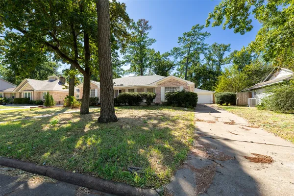 $295,000 | 22019 Kenchester Drive, Houston, TX 77073