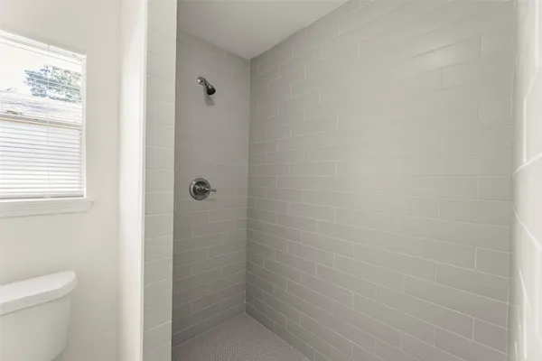 $295,000 | 22019 Kenchester Drive, Houston, TX 77073