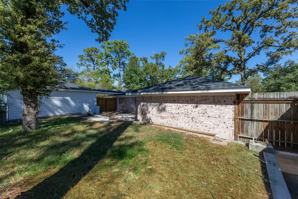 $295,000 | 22019 Kenchester Drive, Houston, TX 77073
