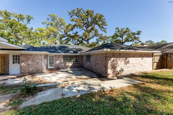 $295,000 | 22019 Kenchester Drive, Houston, TX 77073