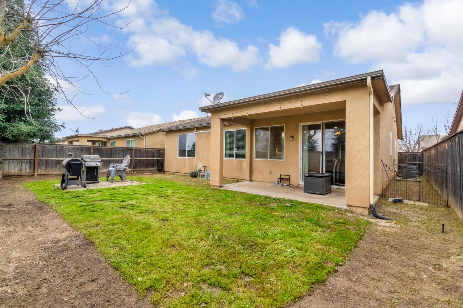 3940 Chessa Lane Clovis, CA 93619 - Photo 29 of 41