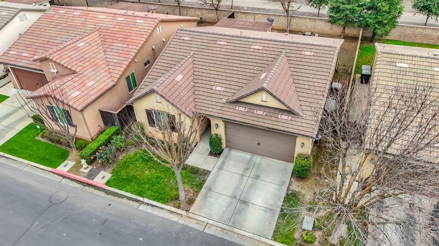 3940 Chessa Lane Clovis, CA 93619 - Photo 33 of 41