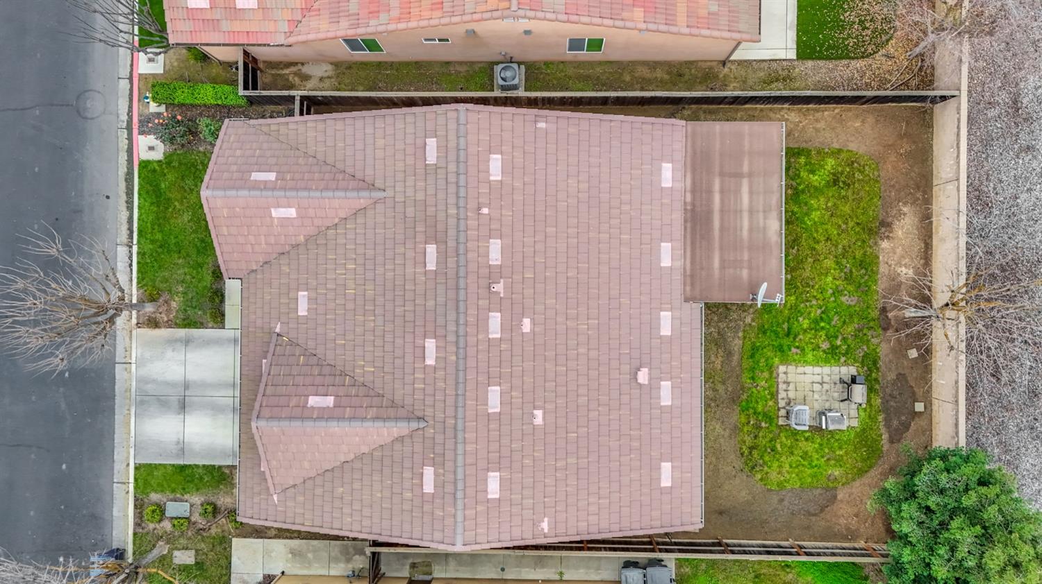 3940 Chessa Lane Clovis, CA 93619 - Photo 34 of 41