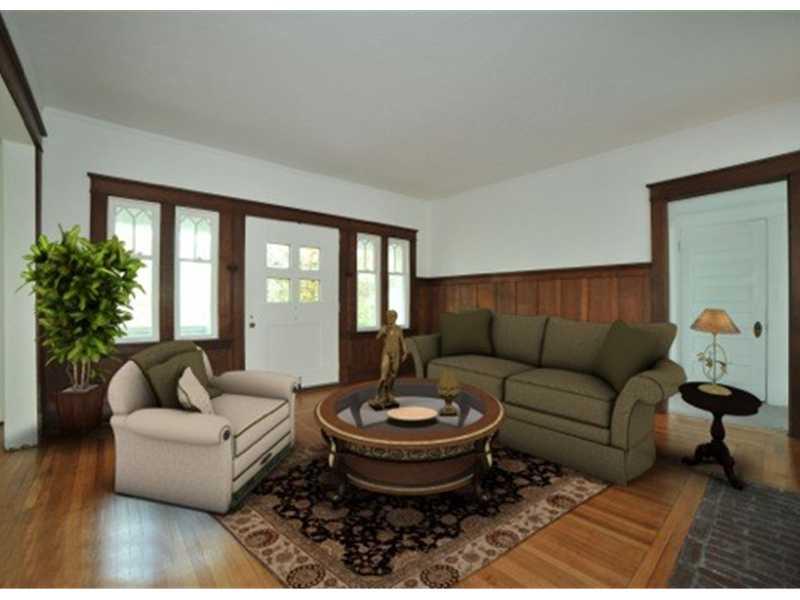 560 Hamilton Road Thornburg, PA 15205 - Photo 4 of 22 Entry/Foyer. With Virtual Staging