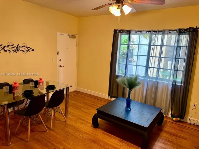 $2,300 | 1219 Meridian Avenue, Unit 2, Miami Beach, FL 33139