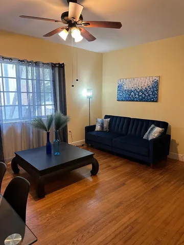 $2,300 | 1219 Meridian Avenue, Unit 2, Miami Beach, FL 33139