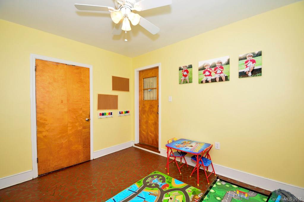 471 Kimmswick Road Charlotte, NC 28214 - Photo 20 of 23 Gallery Image 20