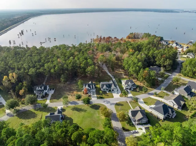 $169,000 | 201 Summer Breeze Way, Moncks Corner, SC 29461