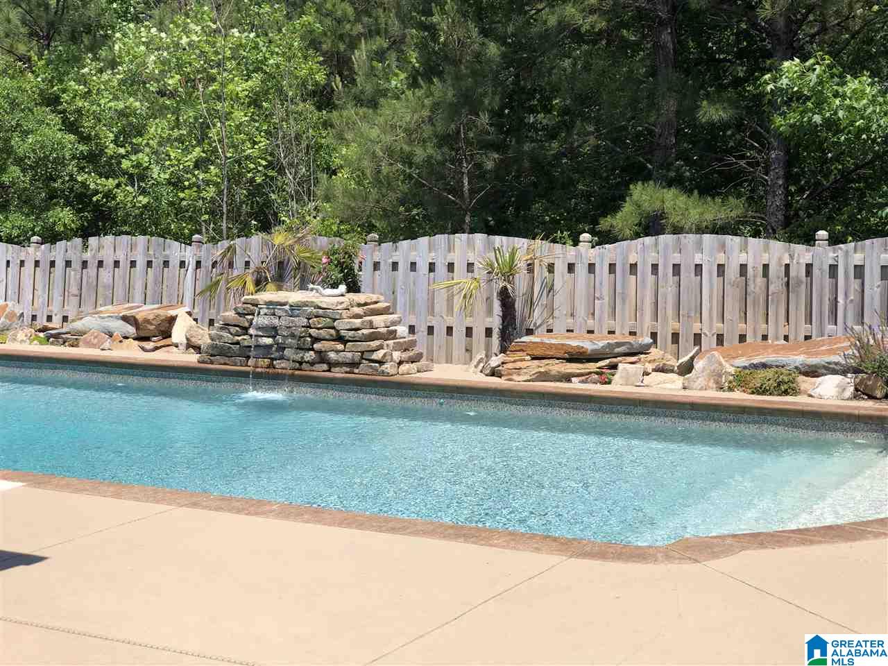228 Dunrobin Cove Pelham, AL 35124 - Photo 5 of 44