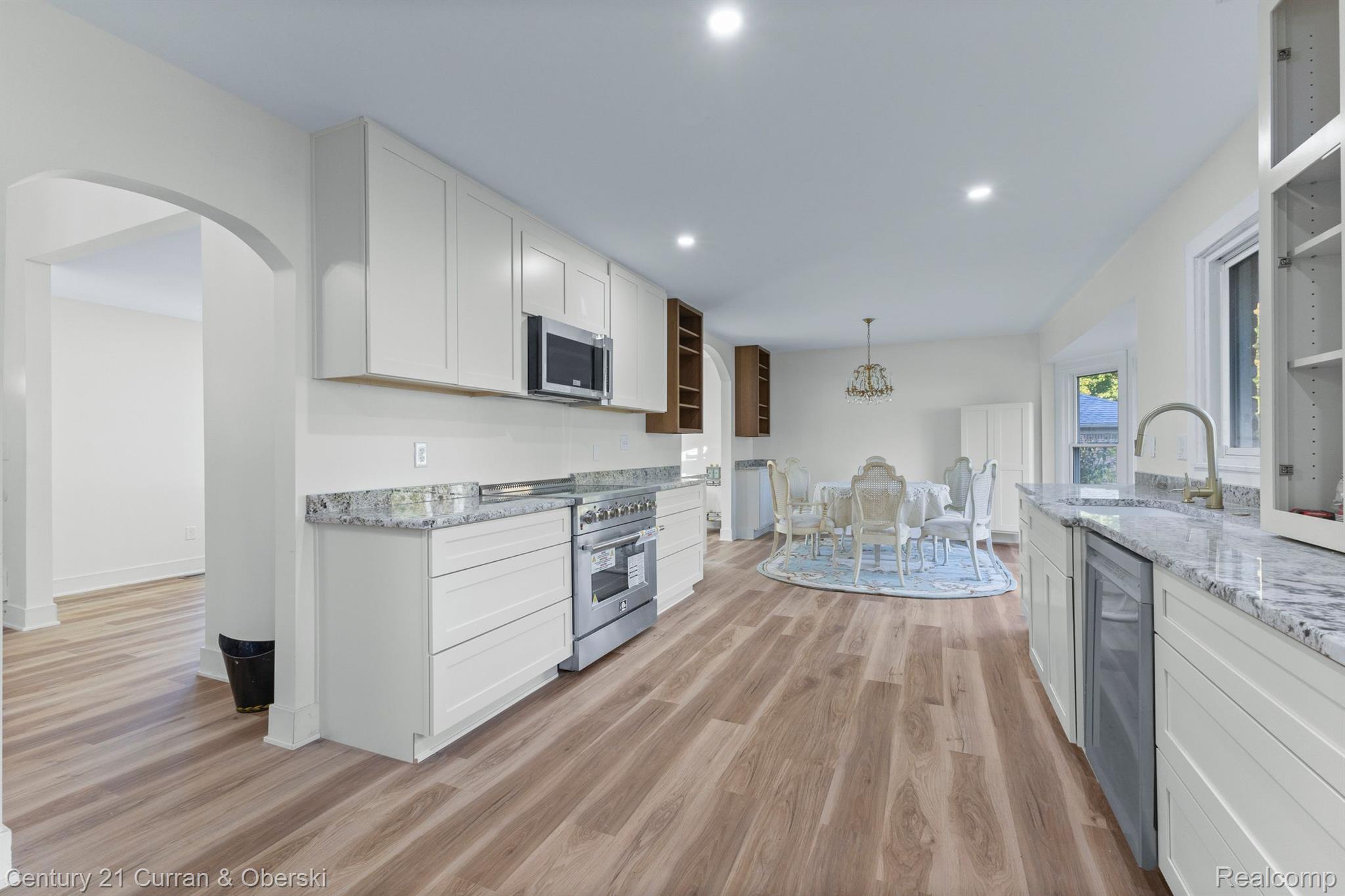 2544 Wickfield Road West Bloomfield, MI 48323 - Photo 16 of 47 Gallery Image 16