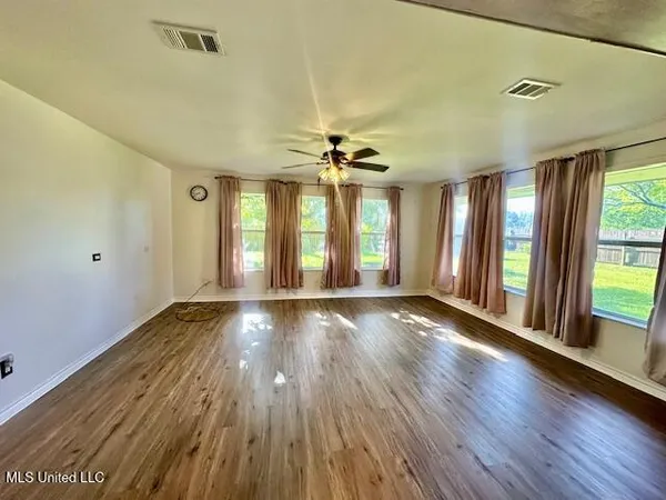 $260,000 | 121 Vance Place, Long Beach, MS 39560