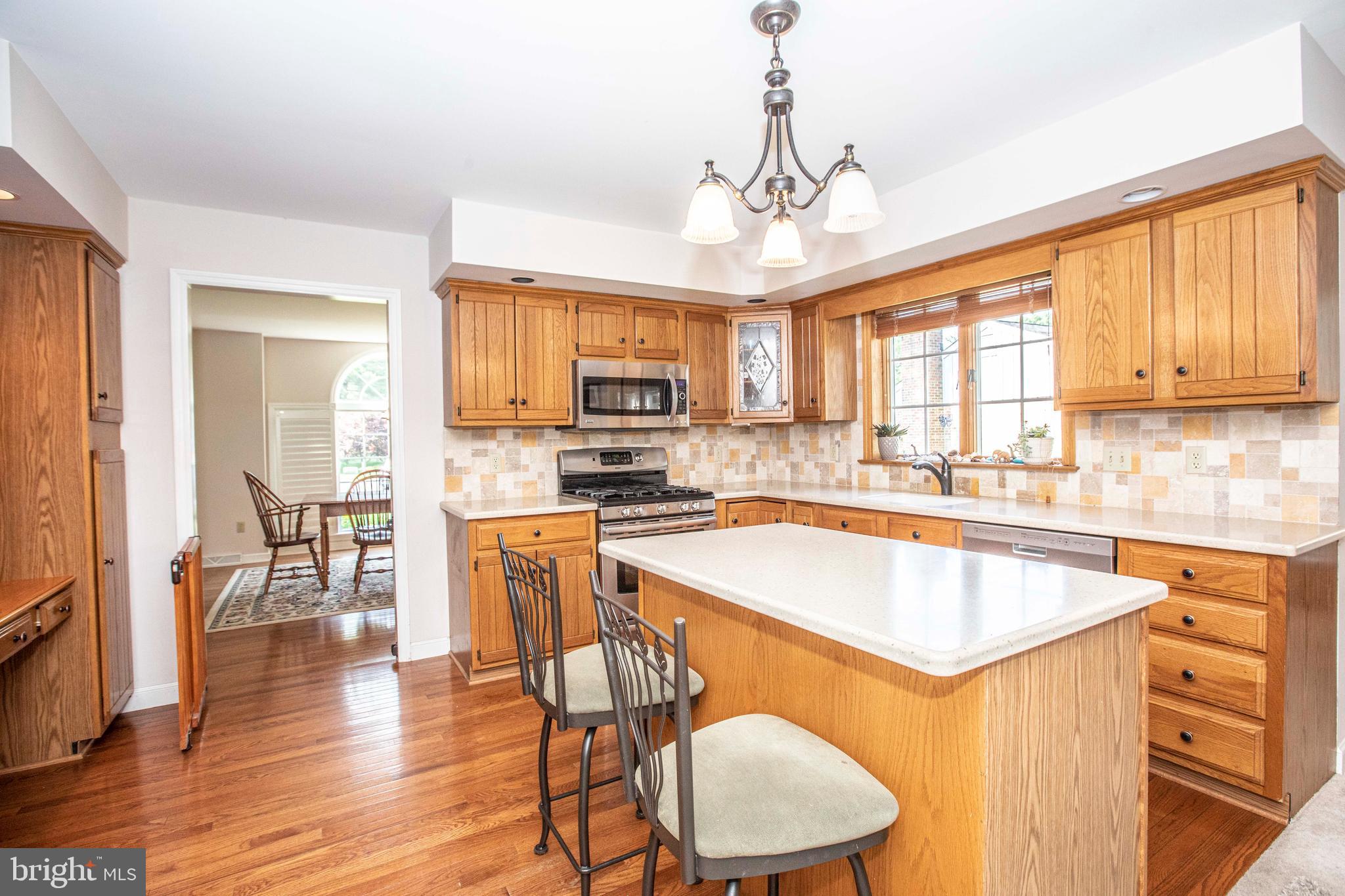 6 Sandy Way Reading, PA 19607 - Photo 16 of 76 Kitchen hardwood floors.