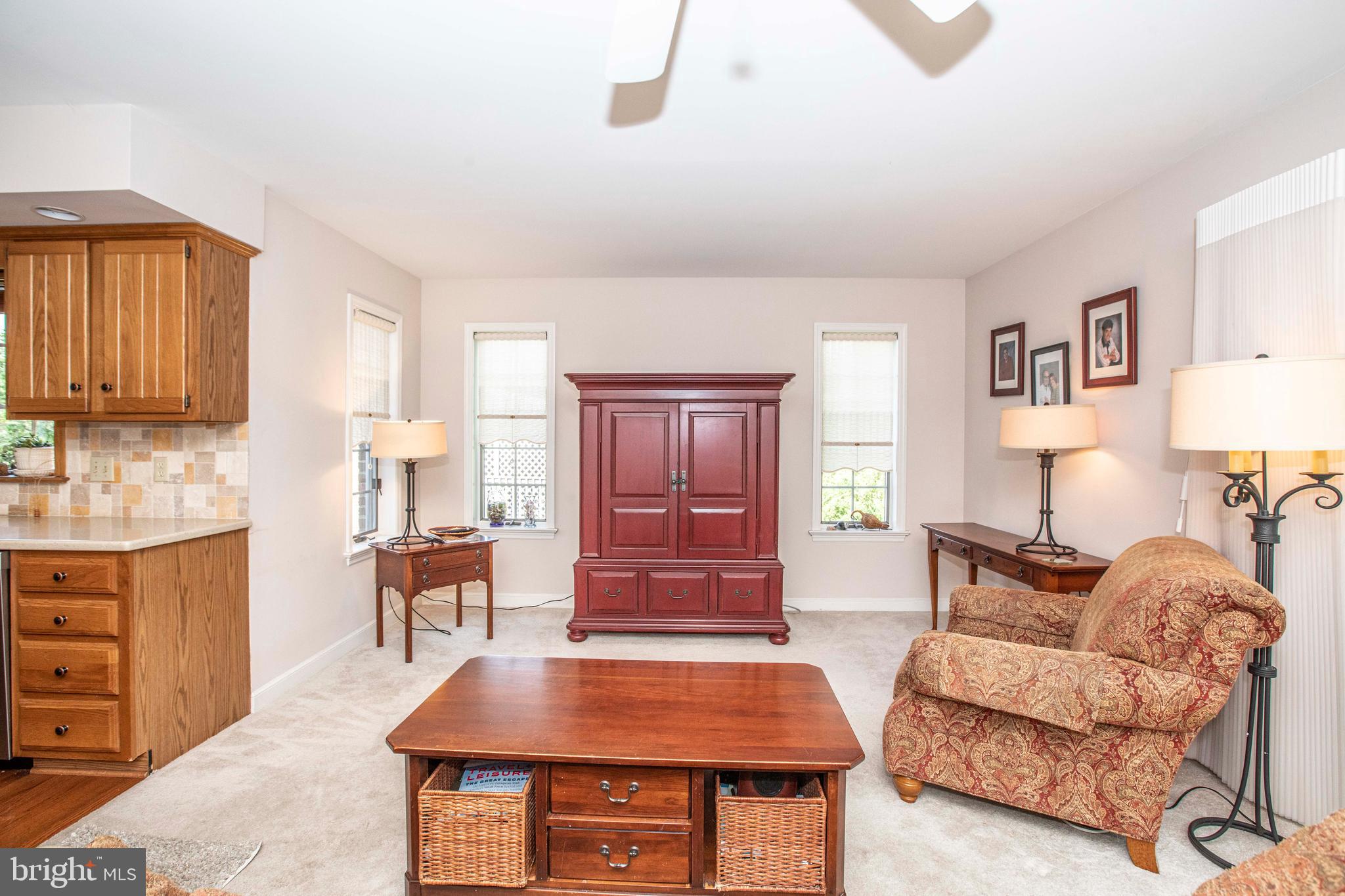 6 Sandy Way Reading, PA 19607 - Photo 20 of 76 Family room