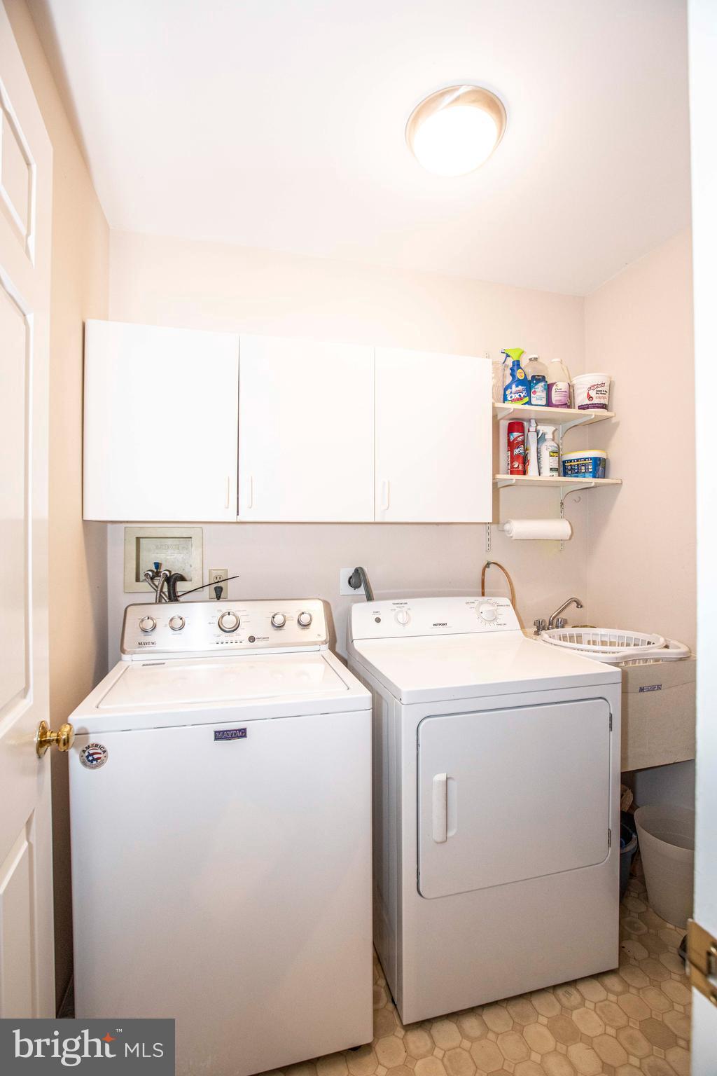 6 Sandy Way Reading, PA 19607 - Photo 32 of 76 First floor laundry.