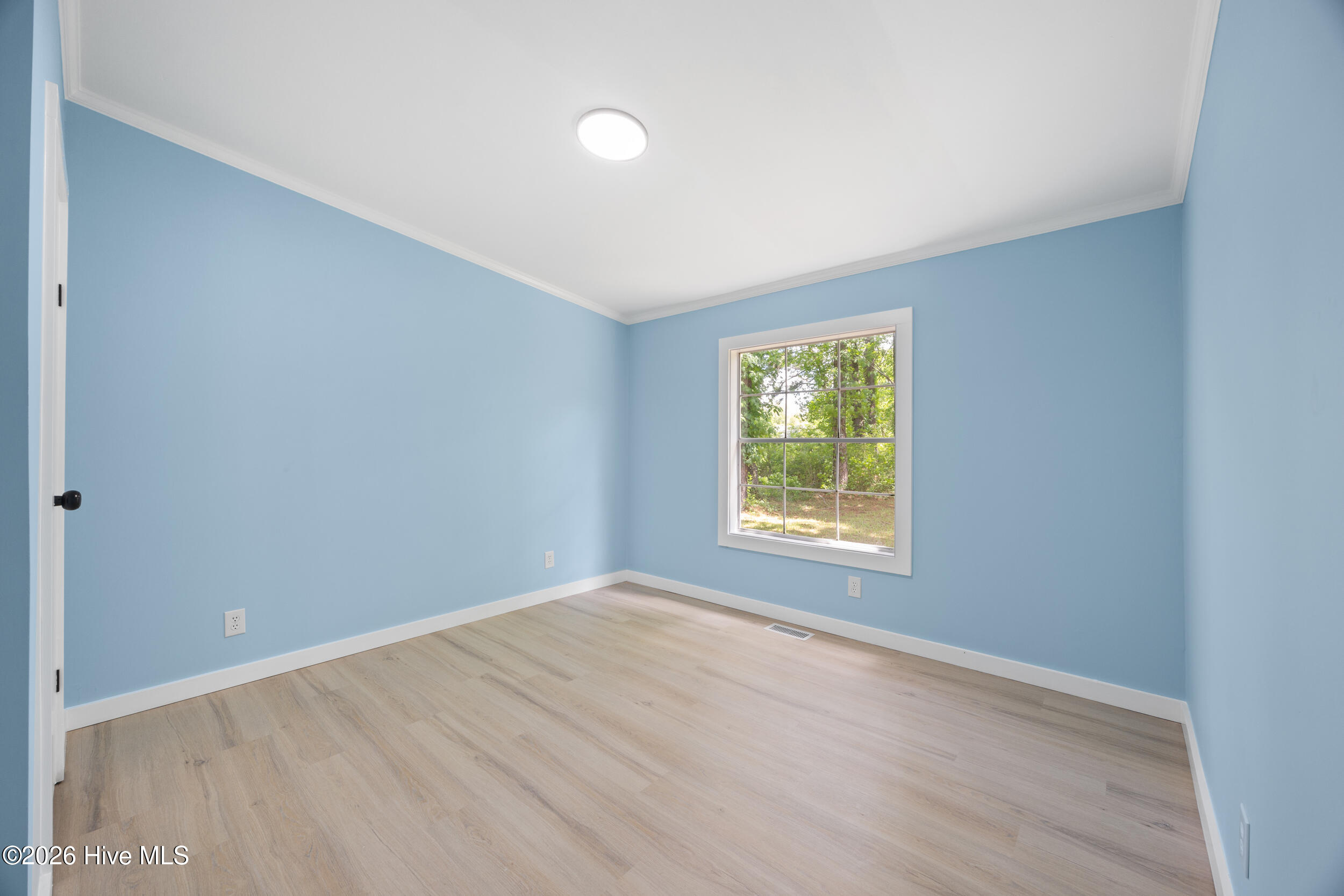 211 Pond Road Rocky Point, NC 28457 - Photo 19 of 38 10_bedroom