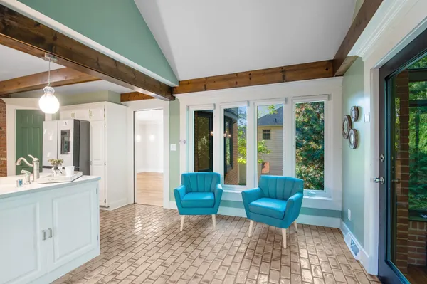 $810,000 | 2060 Wintergreen Court, Green Bay, WI 54304