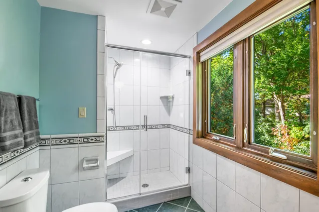 $810,000 | 2060 Wintergreen Court, Green Bay, WI 54304