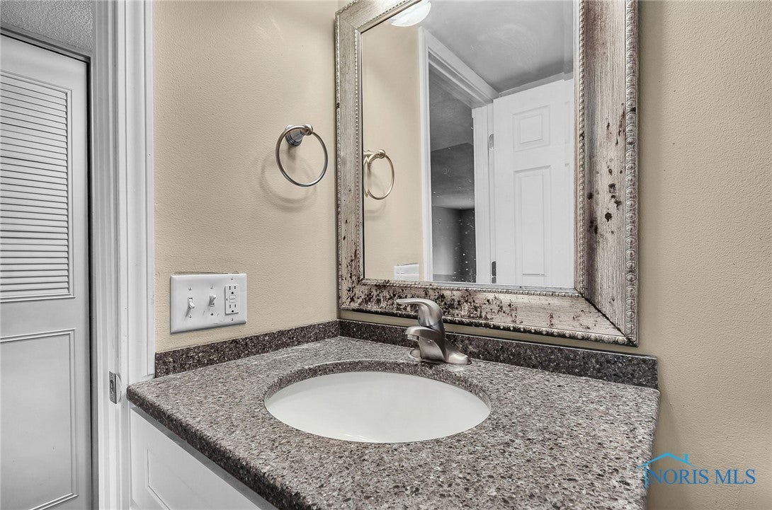 6640 Salisbury Road, Unit 212 Maumee, OH 43537 - Photo 20 of 50 Gallery Image 20