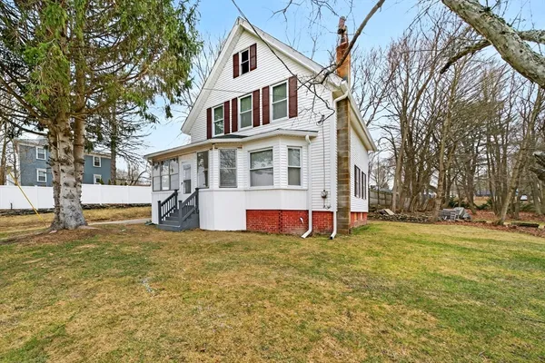 $395,900 | 22 Maple Street, Templeton, MA 01436