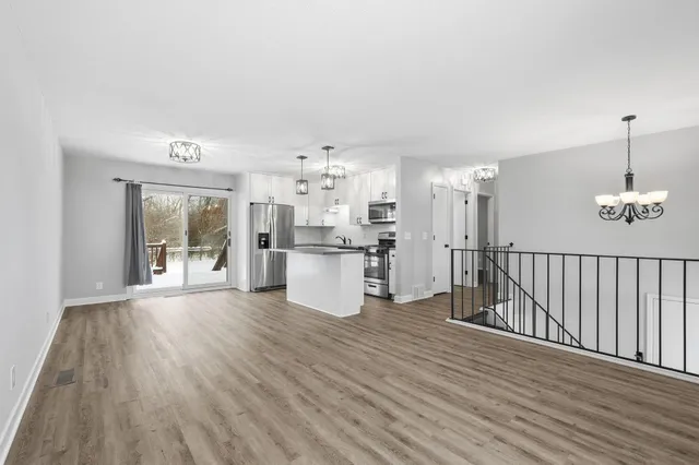 $329,900 | 3224 75th Avenue North, Brooklyn Park, MN 55443