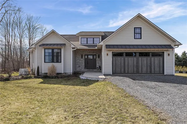 $749,900 | 4559 Hoyt Road, Skaneateles, NY 13152