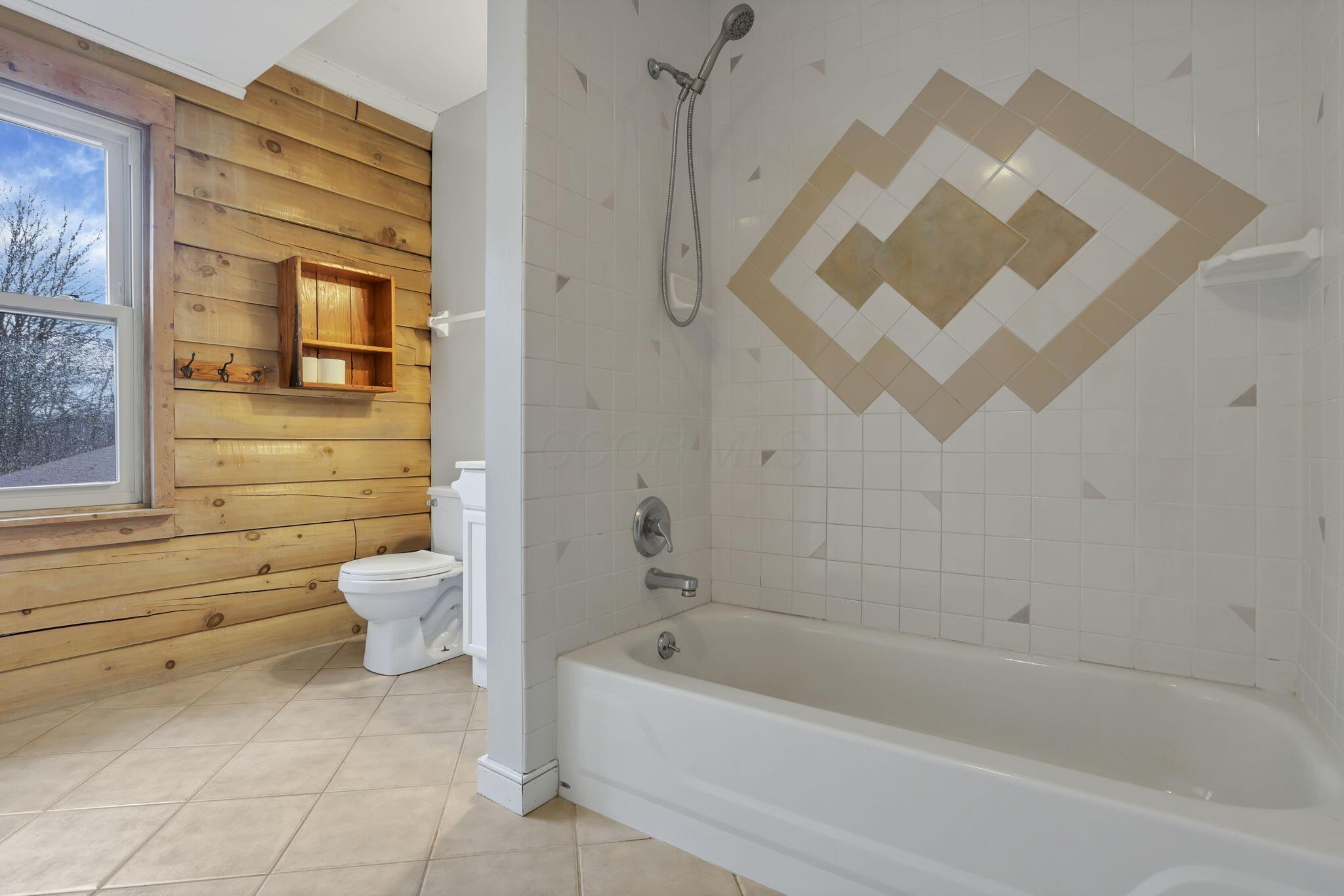 7760 Township Road Fredericktown, OH 43019 - Photo 31 of 74 1st Floor Full Bath