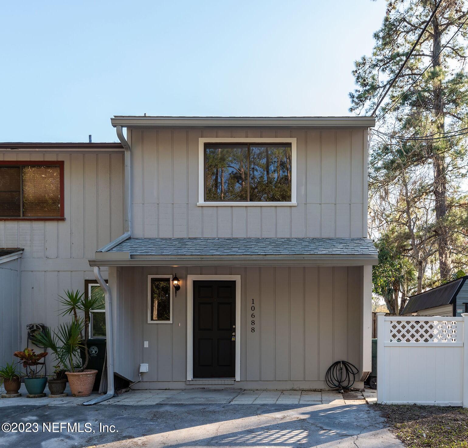10688 Coleman Road Jacksonville, FL 32257 - Photo 1 of 12 Front