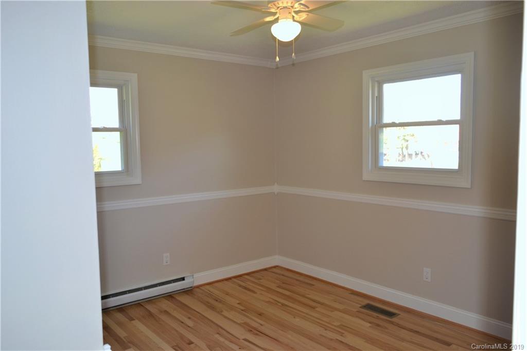 11 Mac Valley Road Leicester, NC 28748 - Photo 16 of 18 Gallery Image 16