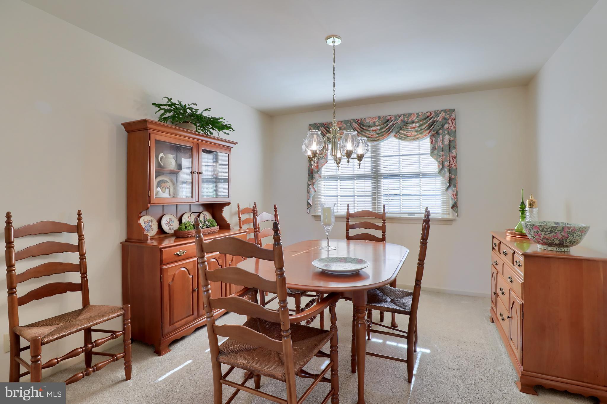 331 Koser Road Lititz, PA 17543 - Photo 7 of 49