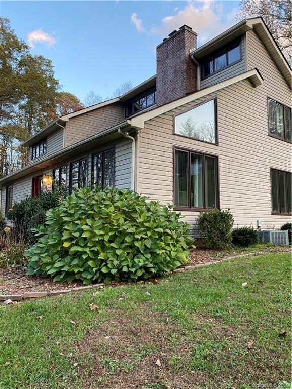 455 Valley Road Spruce Pine, NC 28777 - Photo 1 of 46 Gallery Image 1