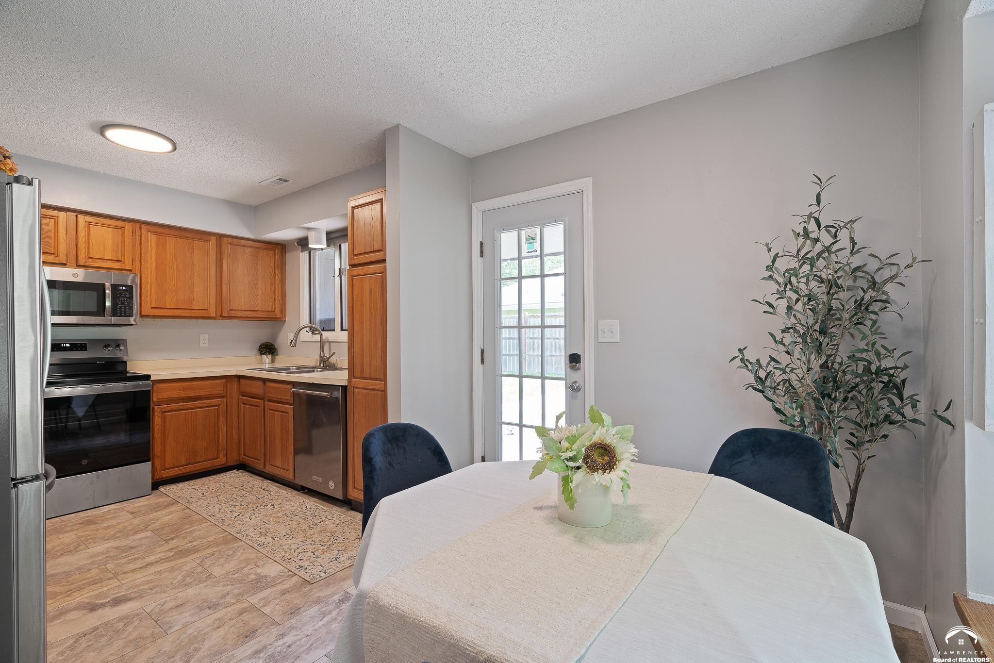 3612 West 24th Street Lawrence, KS 66047 - Photo 10 of 35