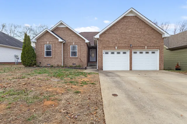 $329,000 | 2610 Alex Overlook Way, Clarksville, TN 37043