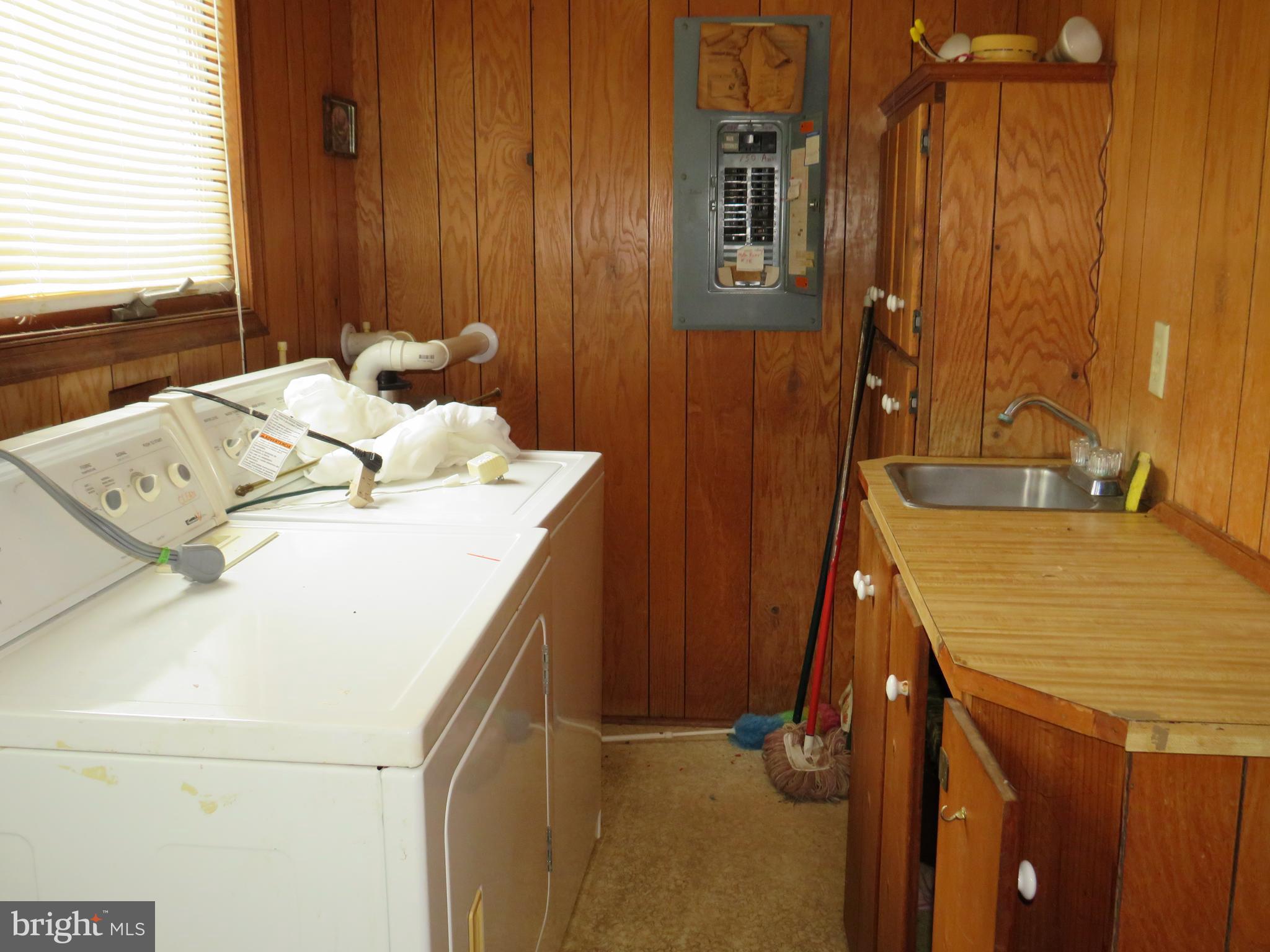 26427 Mariners Road Crisfield, MD 21817 - Photo 9 of 26 Gallery Image 9