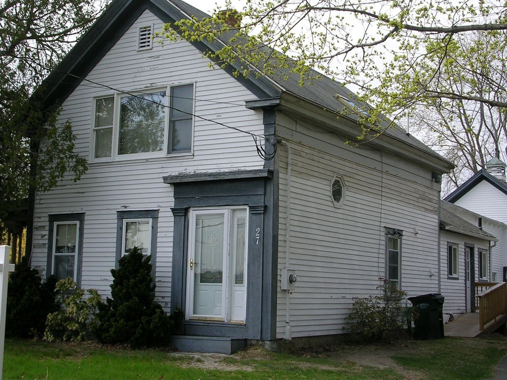 27 Pleasant Valley Road Amesbury, MA 01913 - Photo 2 of 9 Gallery Image 2