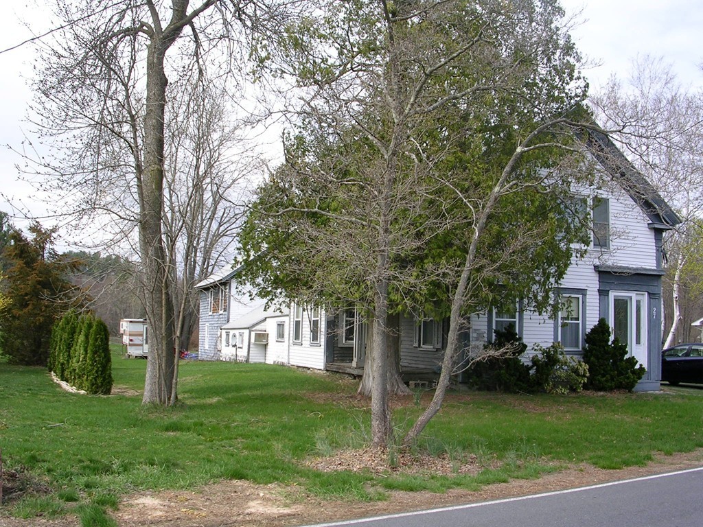 27 Pleasant Valley Road Amesbury, MA 01913 - Photo 3 of 9 Gallery Image 3