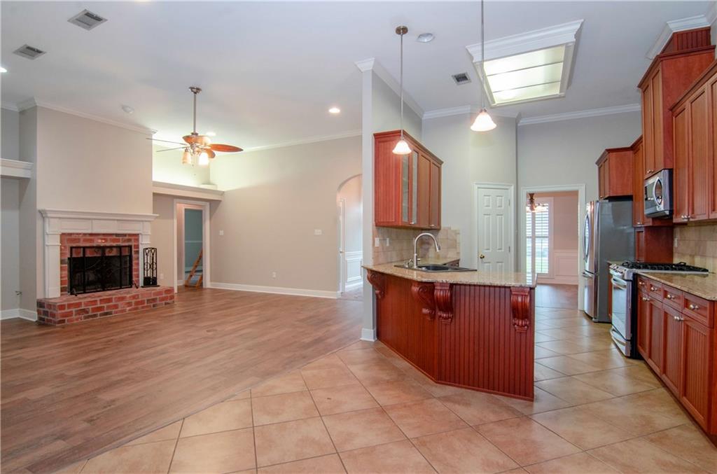 2088 Timbercreek Lane Mandeville, LA 70448 - Photo 11 of 30