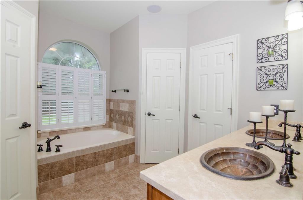 2088 Timbercreek Lane Mandeville, LA 70448 - Photo 14 of 30