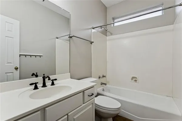 $2,700 | 2088 Timbercreek Lane, Mandeville, LA 70448