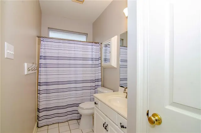 $2,850 | Undisclosed Address, Mandeville, LA 70448