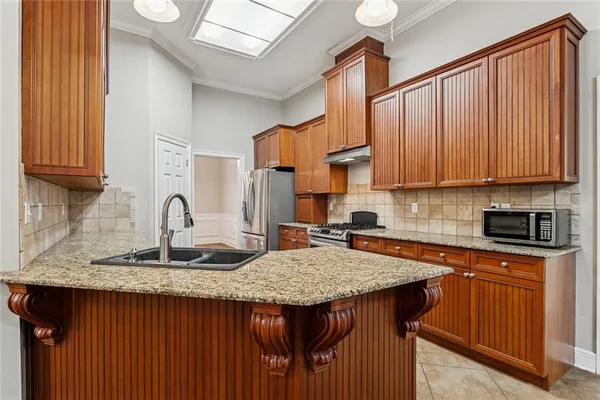 $2,700 | 2088 Timbercreek Lane, Mandeville, LA 70448