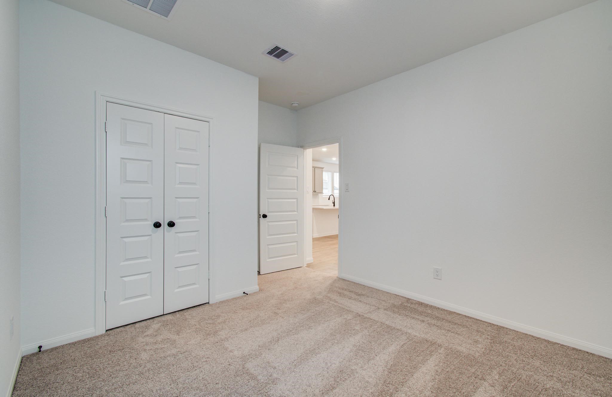 7231 Yarrow Blossom Court Katy, TX 77493 - Photo 23 of 49 a view of an empty room