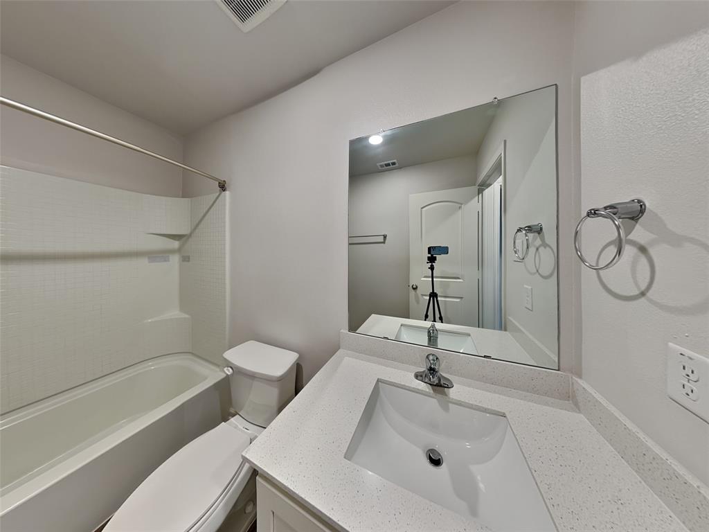 128 Holster Hollow Road Newark, TX 76071 - Photo 12 of 16