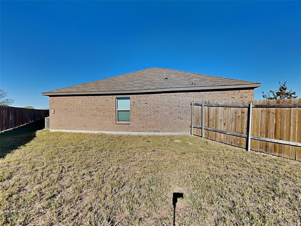 128 Holster Hollow Road Newark, TX 76071 - Photo 14 of 16