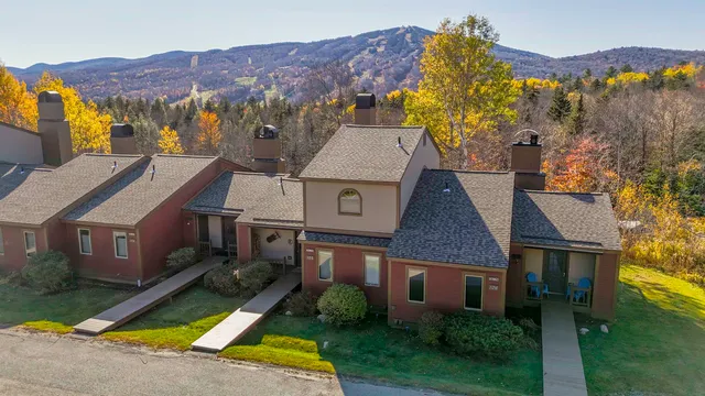 $489,000 | 106 Silver Birch, Unit 17H, West Dover, VT 05356