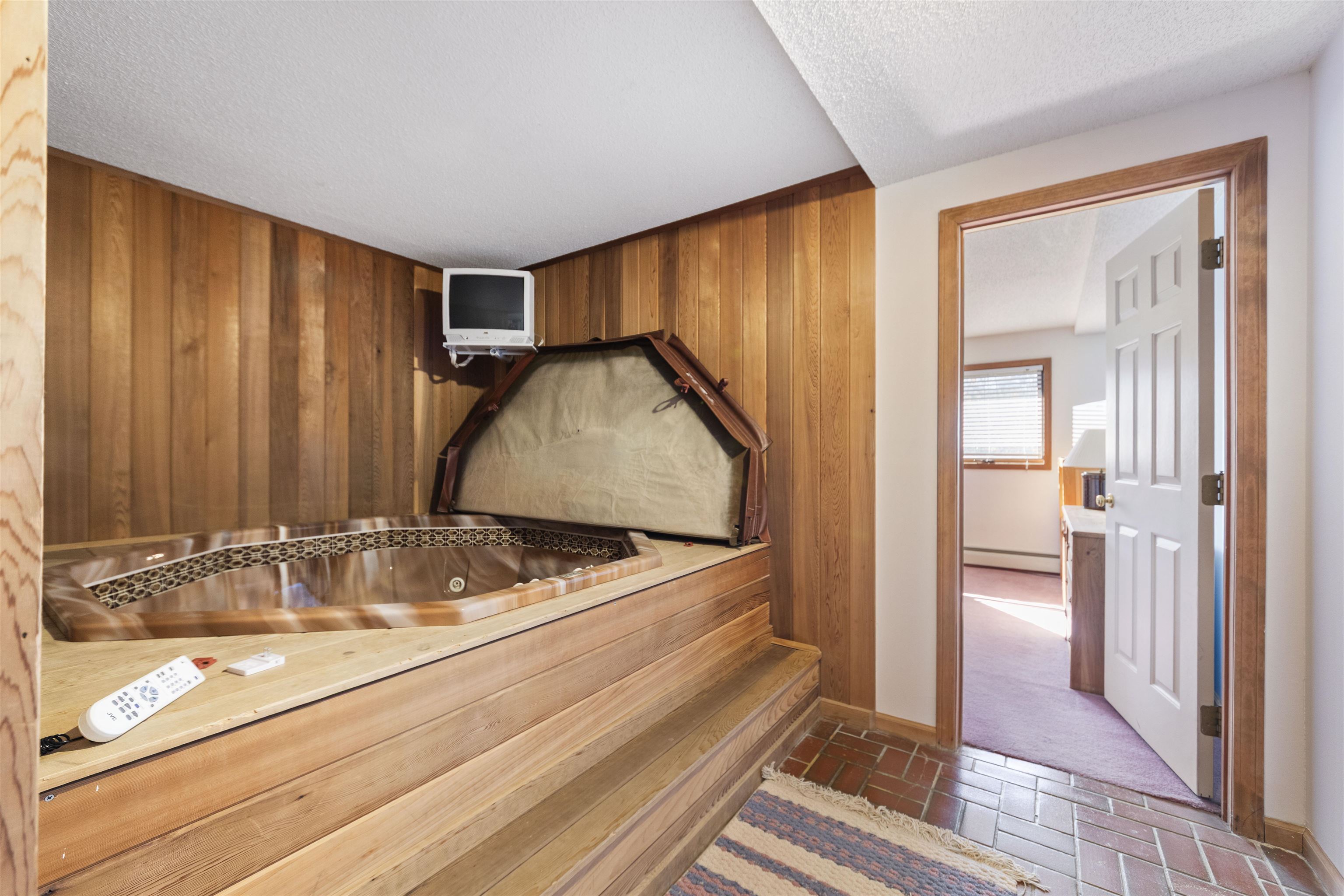 106 Silver Birch, Unit 17H West Dover, VT 05356 - Photo 19 of 26