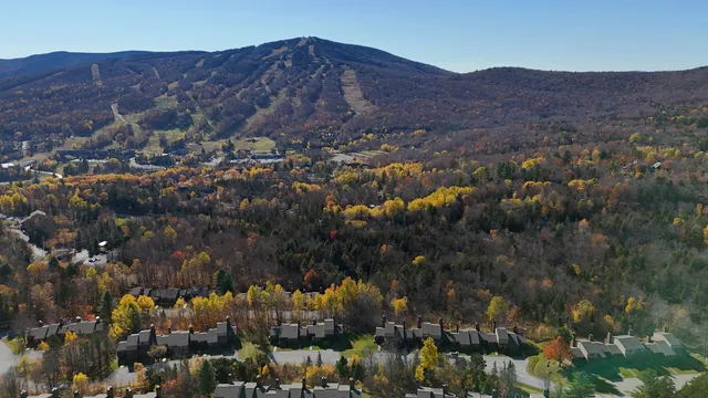 $489,000 | 106 Silver Birch, Unit 17H, West Dover, VT 05356