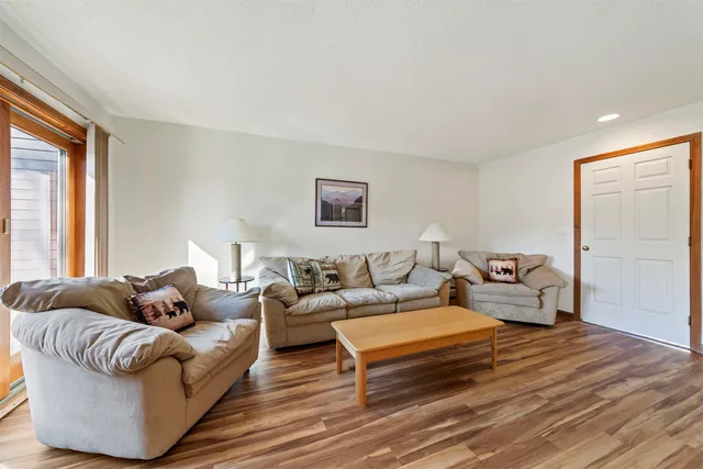 $489,000 | 106 Silver Birch, Unit 17H, West Dover, VT 05356