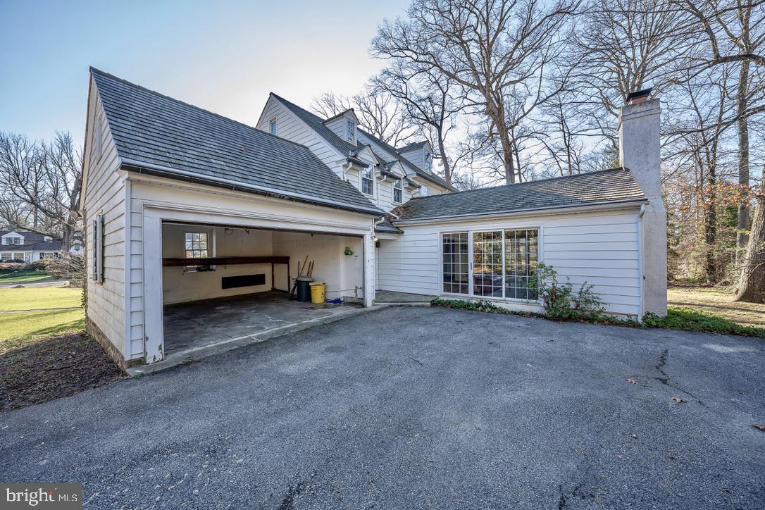 19 Forest Road Wayne, PA 19087 - Photo 38 of 44