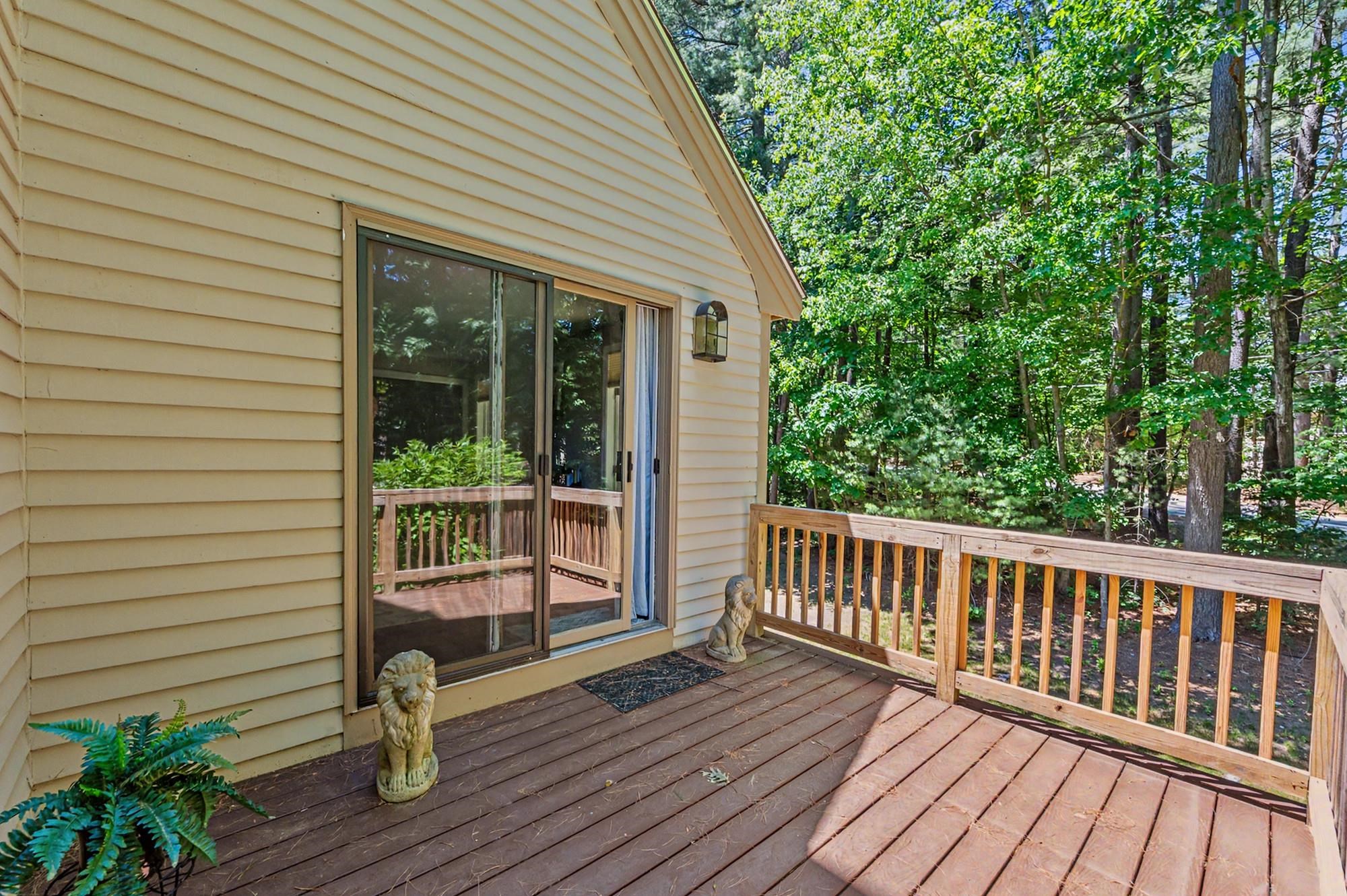 3 Salisbury Road Nashua, NH 03064 - Photo 22 of 48