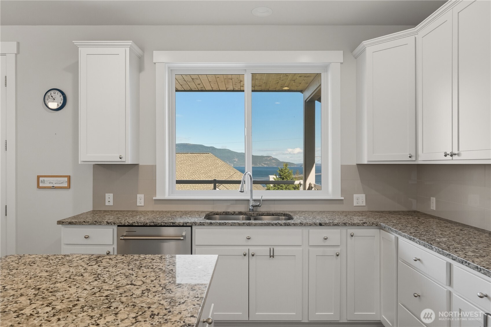 3502 West 3rd Street Anacortes, WA 98221 - Photo 13 of 40